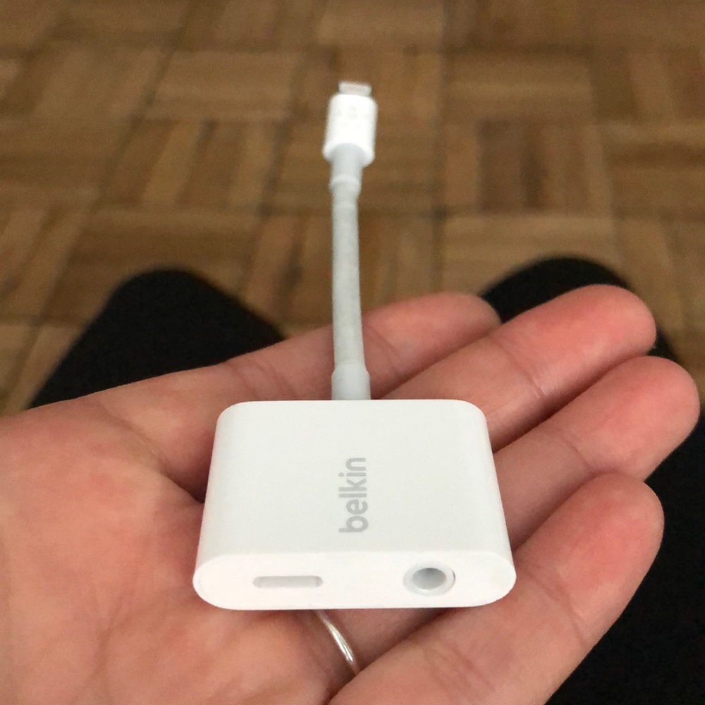 Belkin Apple Adapter